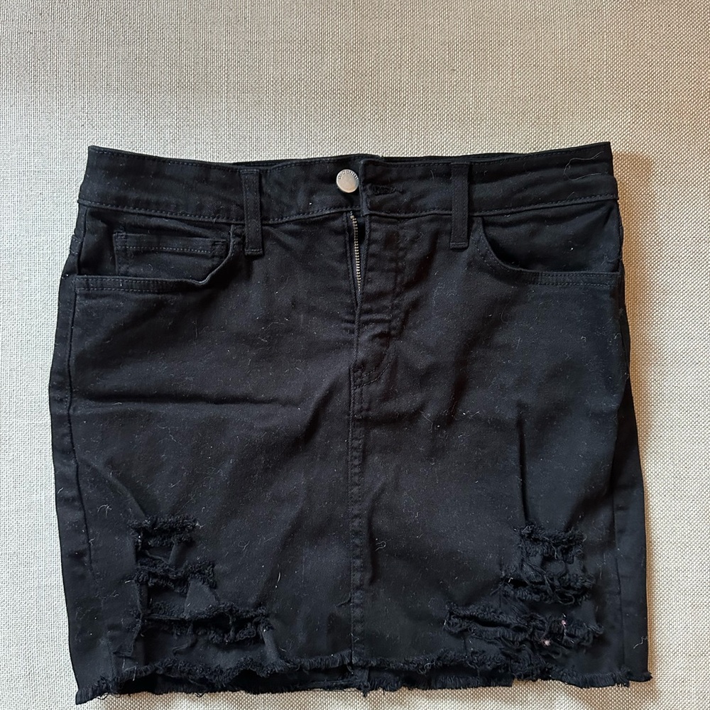 Black Mini Pencil Skirt for Night Out